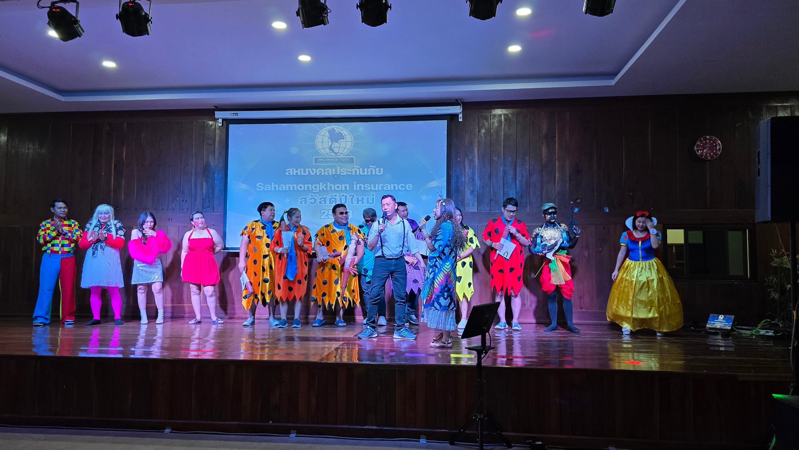 บริษัท สหมงคลประกันภัย จำกัด (มหาชน) จัดงานเลี้ยงปีใหม่บริษัท Night Party ธีม